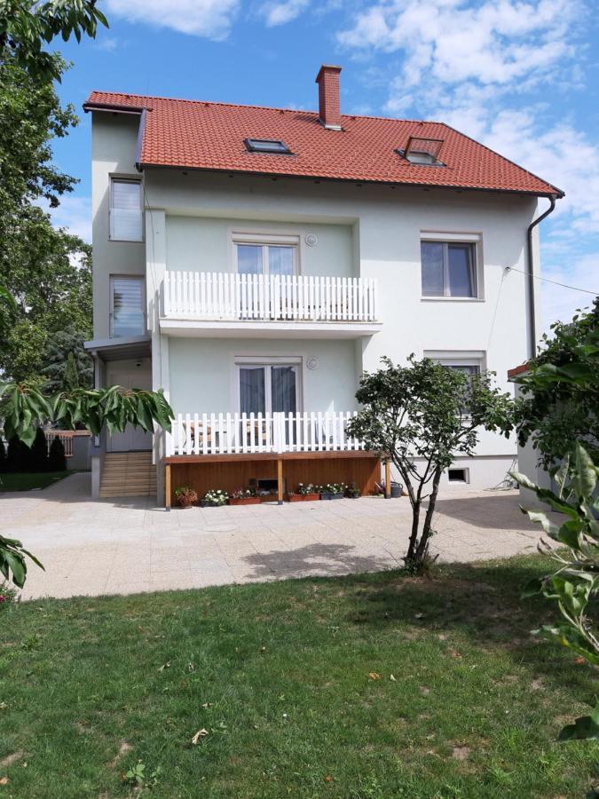 Eisenstadt Apartments Exteriör bild
